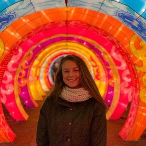 Meet your Posher, Megan